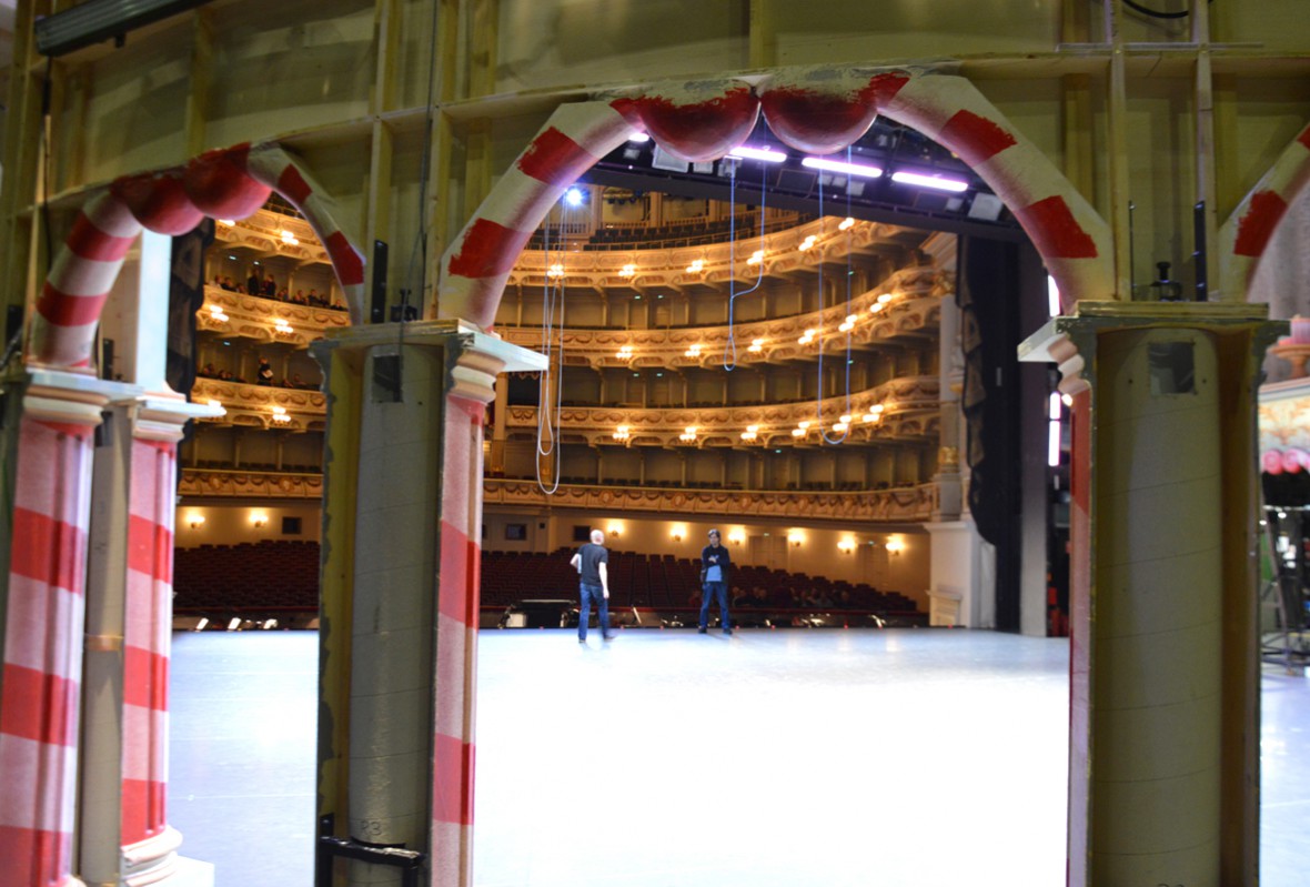 Oper-Dresden - Spielplan der Semperoper   Tickets und Hotels